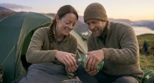 Diagram showing how to safely disconnect a camping gas canister.